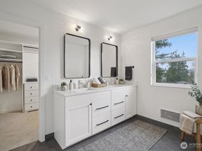 12332 38th Avenue NE, Seattle WA 98125