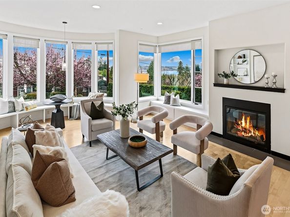 526 14th Avenue W, Kirkland WA 98033