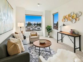 526 14th Avenue W, Kirkland WA 98033