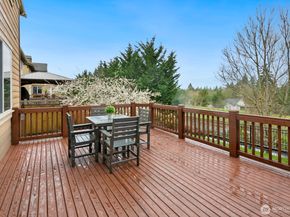 12127 166th Place NE, Redmond WA 98052