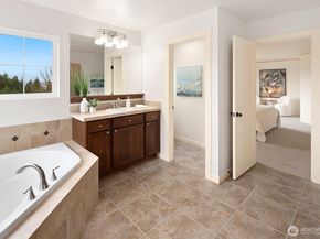 12127 166th Place NE, Redmond WA 98052