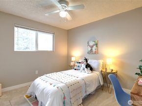 22426 3rd Place W, Bothell WA 98021
