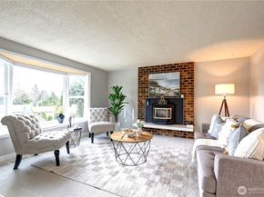22426 3rd Place W, Bothell WA 98021