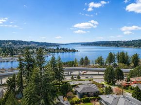 3232 112th Avenue SE, Bellevue WA 98004