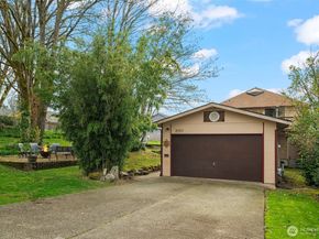 2007 E 15th Street, Bremerton WA 98310