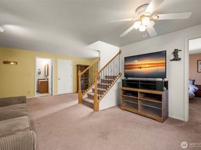 2007 E 15th Street, Bremerton WA 98310