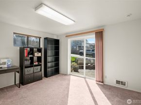 2007 E 15th Street, Bremerton WA 98310