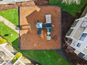 16373 119th Terrace NE 315, Bothell WA 98011
