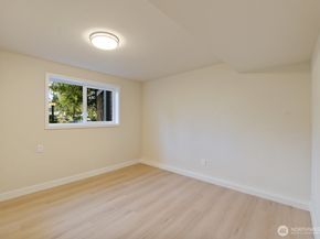 14522 NE 5th Street, Bellevue WA 98007