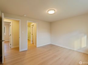 14522 NE 5th Street, Bellevue WA 98007