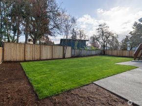 14522 NE 5th Street, Bellevue WA 98007