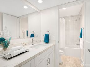 11510 NE 128th Street 2, Kirkland WA 98034