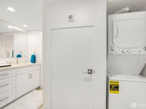 11510 NE 128th Street 2, Kirkland WA 98034