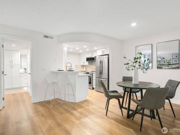 11510 NE 128th Street 2, Kirkland WA 98034