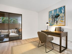 11510 NE 128th Street 2, Kirkland WA 98034