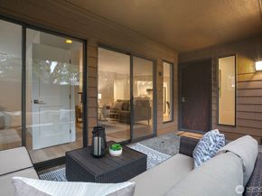 11510 NE 128th Street 2, Kirkland WA 98034