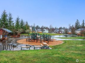 6827 SE Gove Street 10, Snoqualmie WA 98065