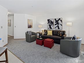 14833 Fremont Place N, Shoreline WA 98133