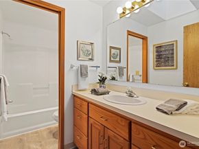 14833 Fremont Place N, Shoreline WA 98133