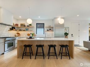 7421 Bagley Avenue N, Seattle WA 98103