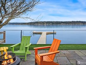 3828 W Lake Sammamish Parkway SE, Bellevue WA 98008