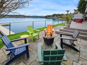 3828 W Lake Sammamish Parkway SE, Bellevue WA 98008