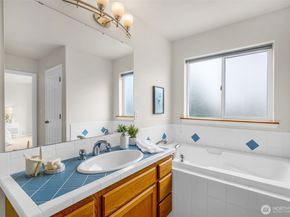10518 157th Avenue NE, Redmond WA 98052