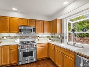 10518 157th Avenue NE, Redmond WA 98052