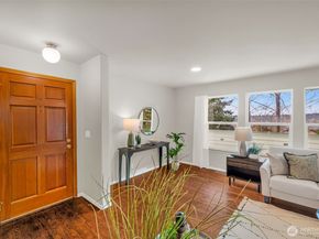 10518 157th Avenue NE, Redmond WA 98052