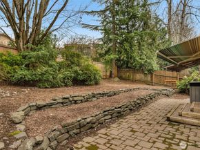 10518 157th Avenue NE, Redmond WA 98052