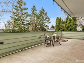 10518 157th Avenue NE, Redmond WA 98052