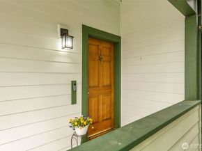 10518 157th Avenue NE, Redmond WA 98052