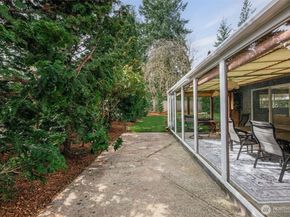1279 149th Place SE, Bellevue WA 98007