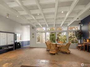 211 Summit Avenue E S114, Seattle WA 98102