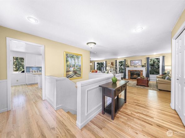 20714 NE 43rd Street, Sammamish WA 98074
