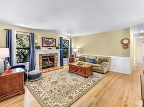 20714 NE 43rd Street, Sammamish WA 98074