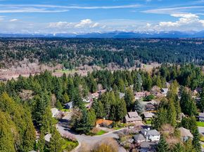 20714 NE 43rd Street, Sammamish WA 98074