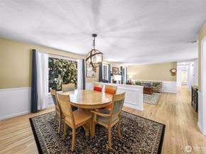 20714 NE 43rd Street, Sammamish WA 98074