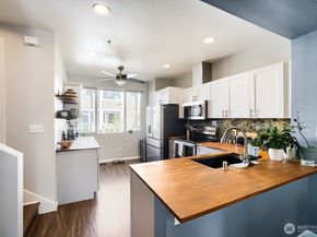 11913 NE 163rd Place 192, Bothell WA 98011