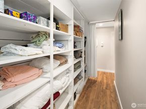 15828 25th Avenue SW, Burien WA 98166