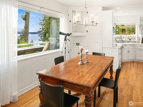 15828 25th Avenue SW, Burien WA 98166