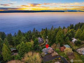 15828 25th Avenue SW, Burien WA 98166
