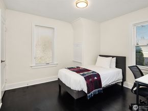 250 NE 50th Street, Seattle WA 98105