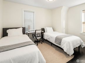 250 NE 50th Street, Seattle WA 98105