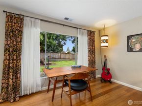 8924 NE 191st Place, Bothell WA 98011