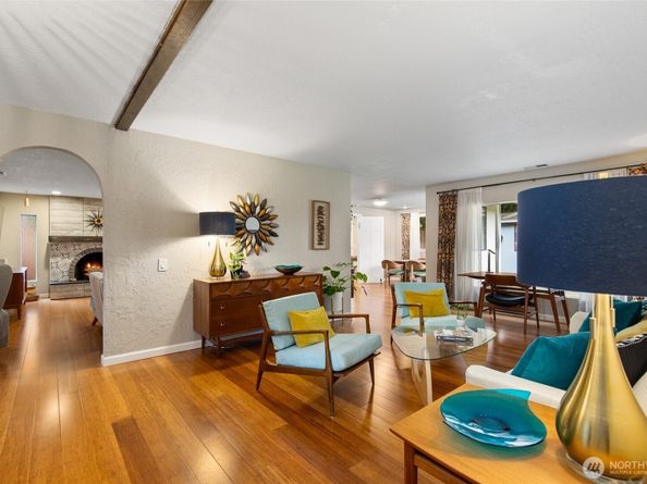 8924 NE 191st Place, Bothell WA 98011