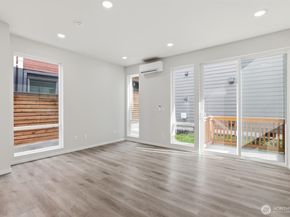 1816 24th Avenue S, Seattle WA 98144