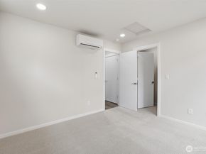 1816 24th Avenue S, Seattle WA 98144