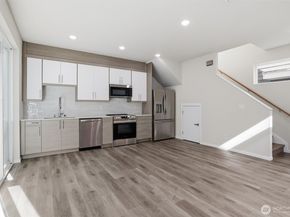 1816 24th Avenue S, Seattle WA 98144