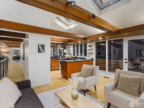 1520 Sycamore Drive SE, Issaquah WA 98027